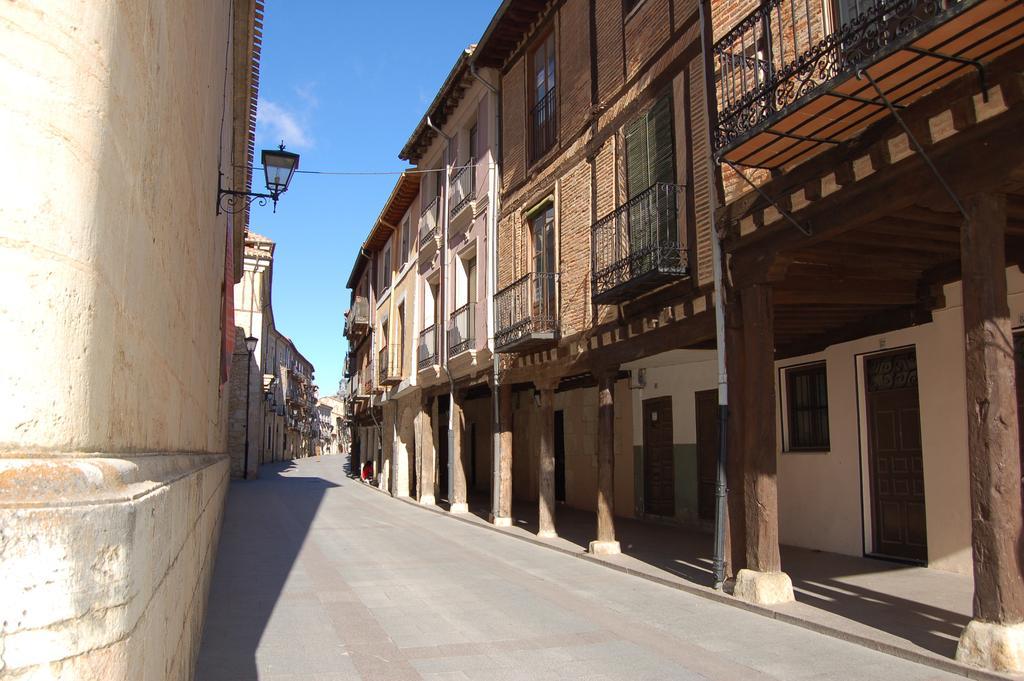 Apartamentos Real Alfoli El Burgo De Osma Luaran gambar